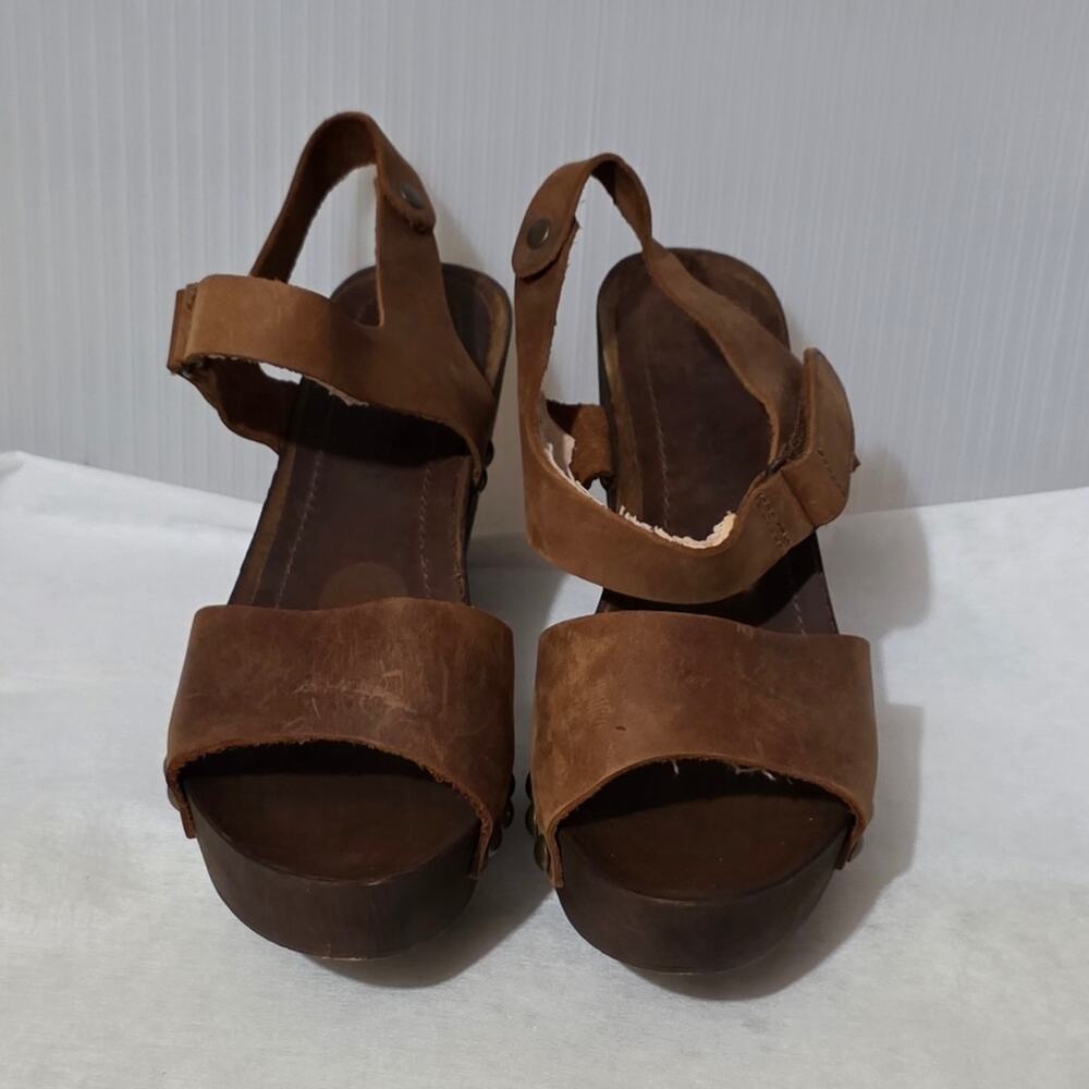 A. Giannetti Made In Italy Size 7.5 Leather Heels